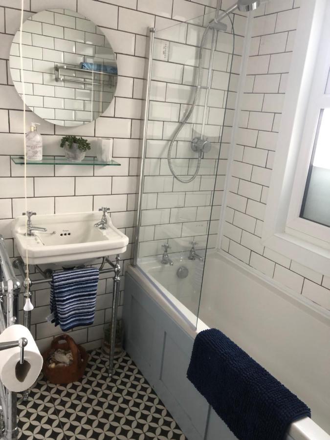 Granby House Holiday Apartments, Apartment 2, In The Old Town, Free On Street Parking Included Scarborough Eksteriør billede