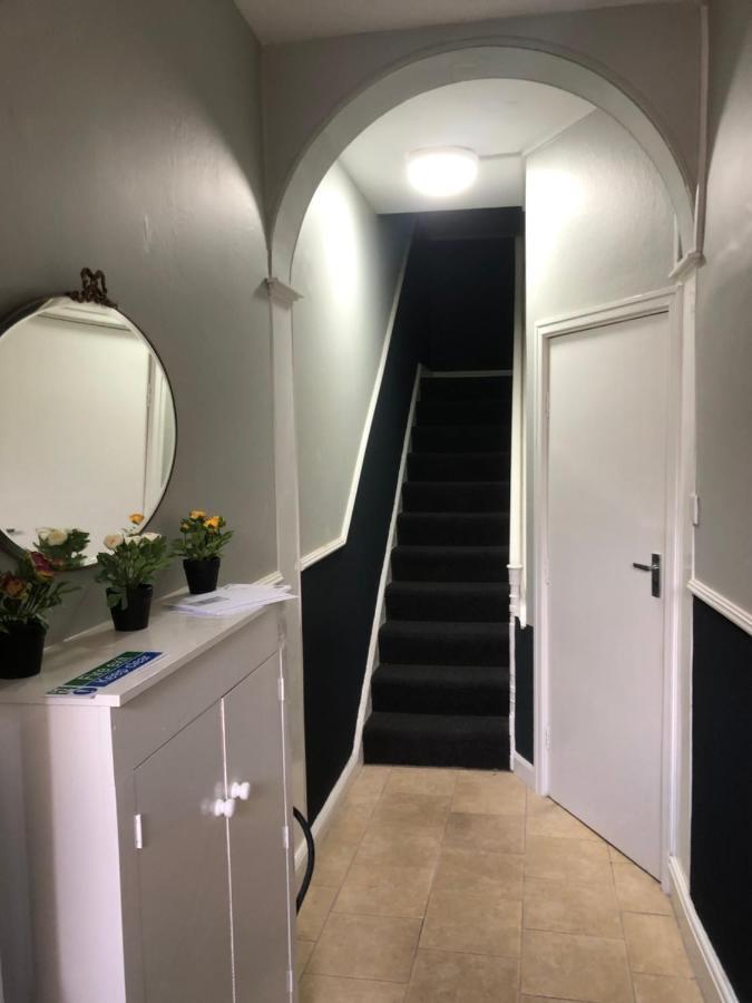 Granby House Holiday Apartments, Apartment 2, In The Old Town, Free On Street Parking Included Scarborough Eksteriør billede